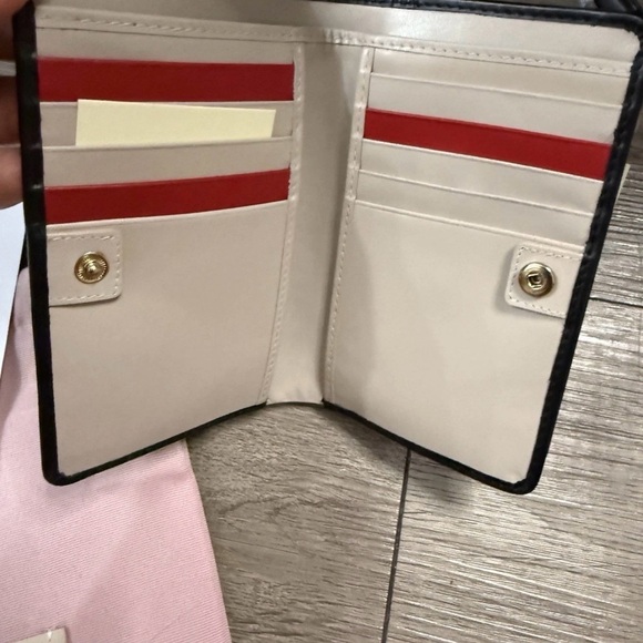 RADLEY LONDON Black Wallet with Cream Dog Accent - Picture 8 of 9